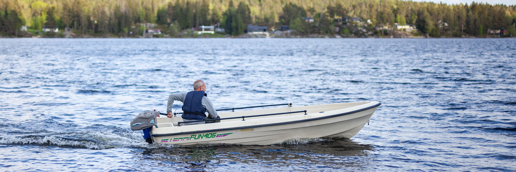 Båt på norsk innsjø