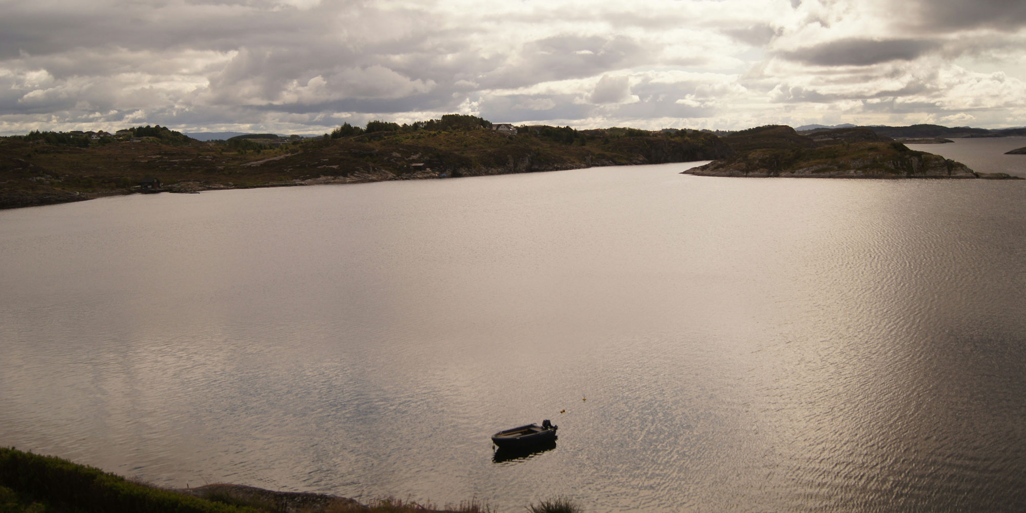 Båt på norsk innsjø